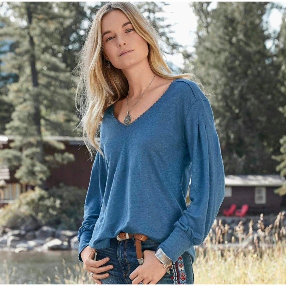 Sundance Forever and Always Linen Long Sleeve Pullover Top Sz Medium Blue